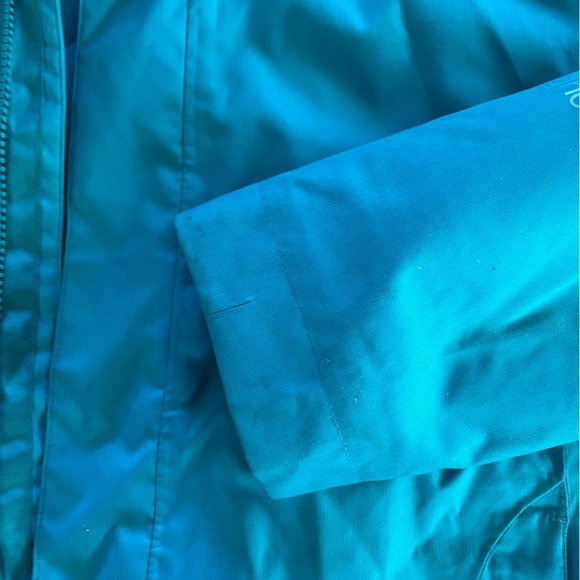 Patagonia Snowbelle Women’s Insulated Jacket, size M - Picture 3 of 8